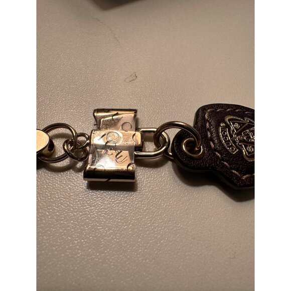 Gucci Leather & Gold Keychain Charm With Pouch - Picture 4 of 10